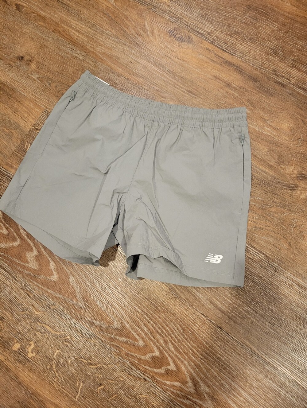 New Mens Large New Balance Athletic Shorts 5in Gray